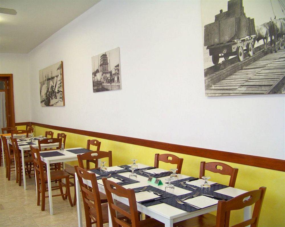 Hotel Derna Viareggio Exterior photo